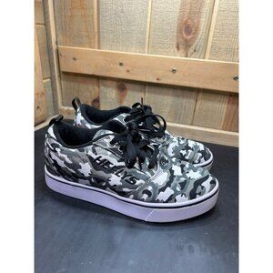 Heelys Mens Size 7 Camouflage Lace-Up Sneakers Without Wheels